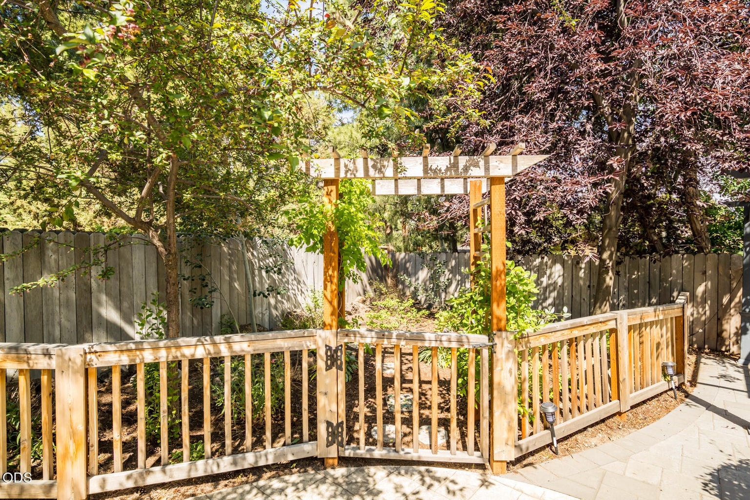 Photo of 796 SE Briarwood Court 38 of 48