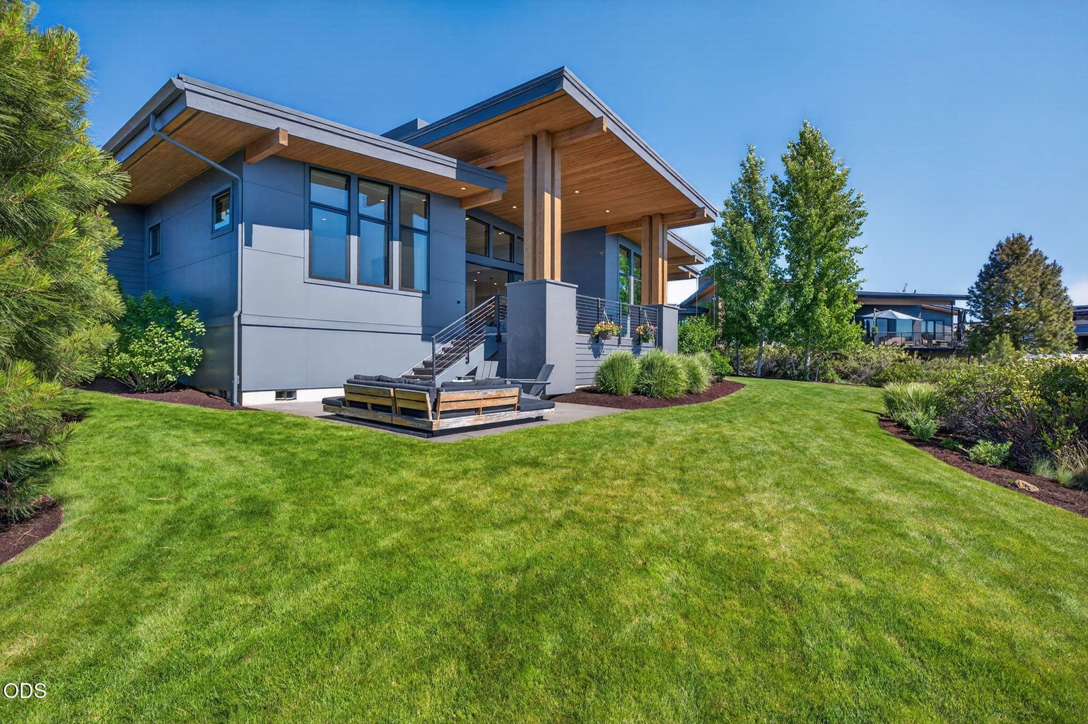 Photo of 61404 SW Skene Trail 4 of 49