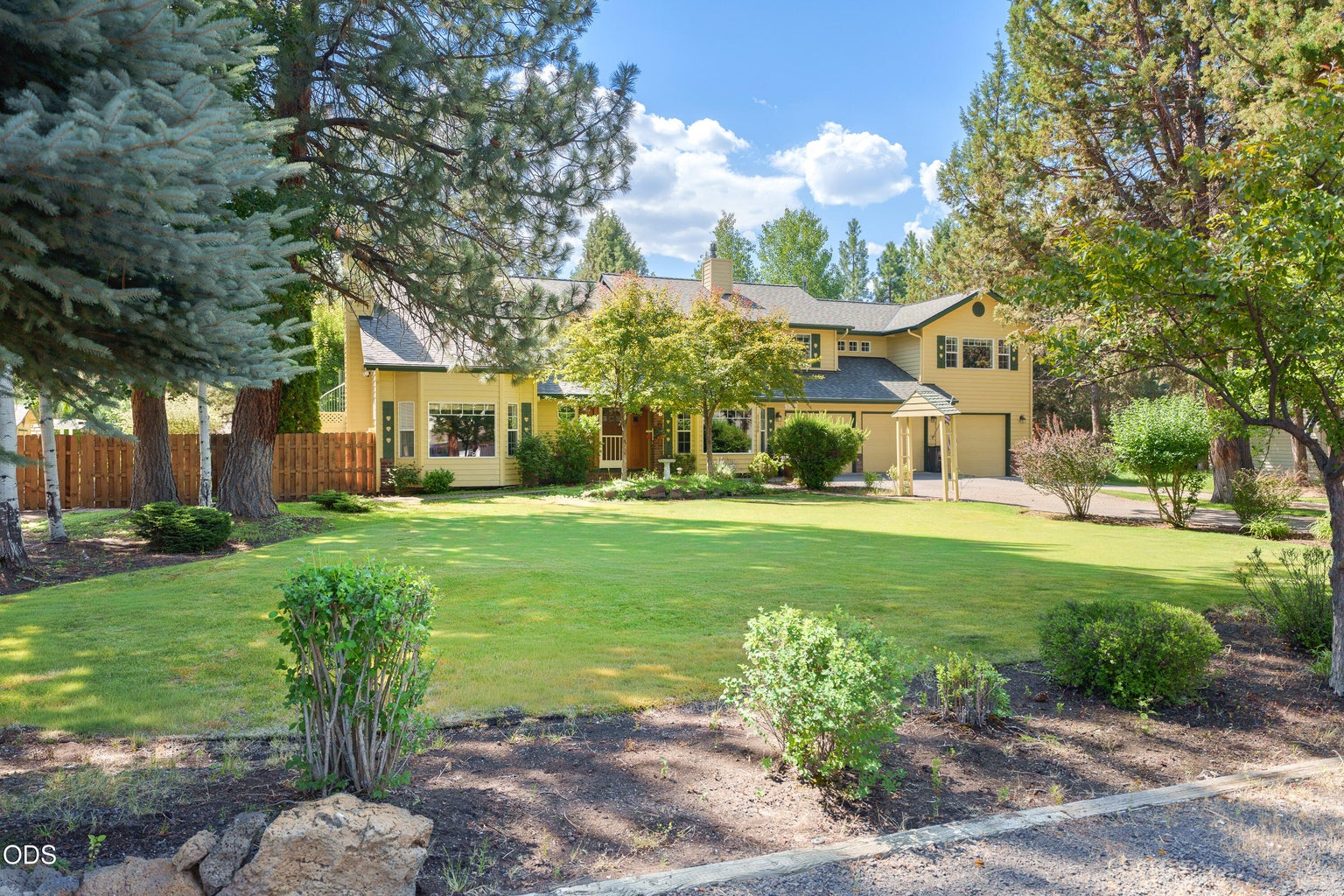 Photo of 61288 King Saul Avenue 44 of 48