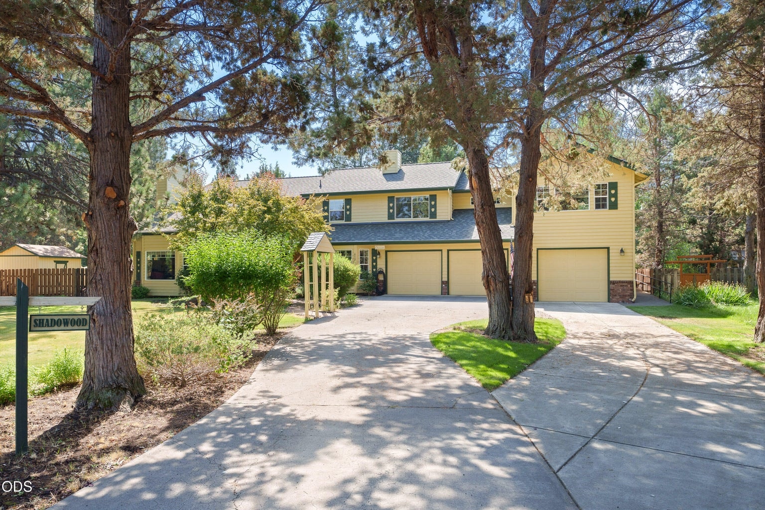 Photo of 61288 King Saul Avenue 45 of 48