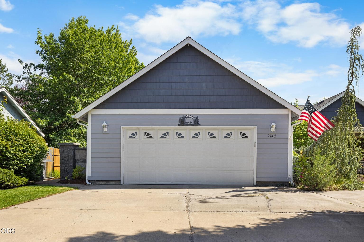 Photo of 2142 NW Nickernut Avenue 41 of 53