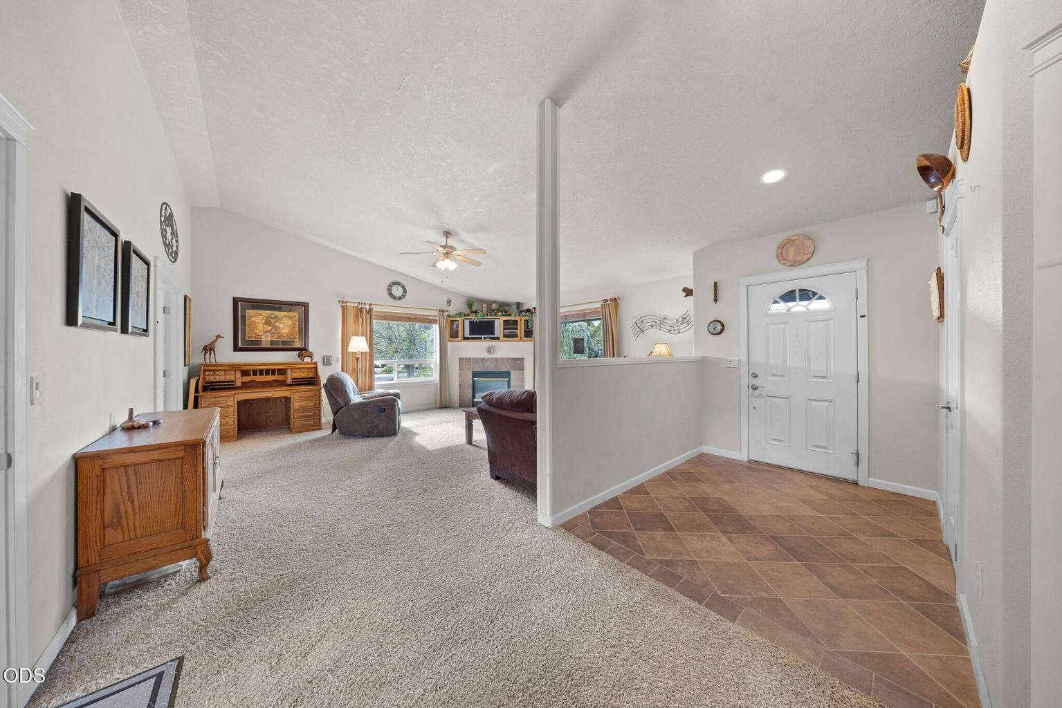 Photo of 2142 NW Nickernut Avenue 4 of 53