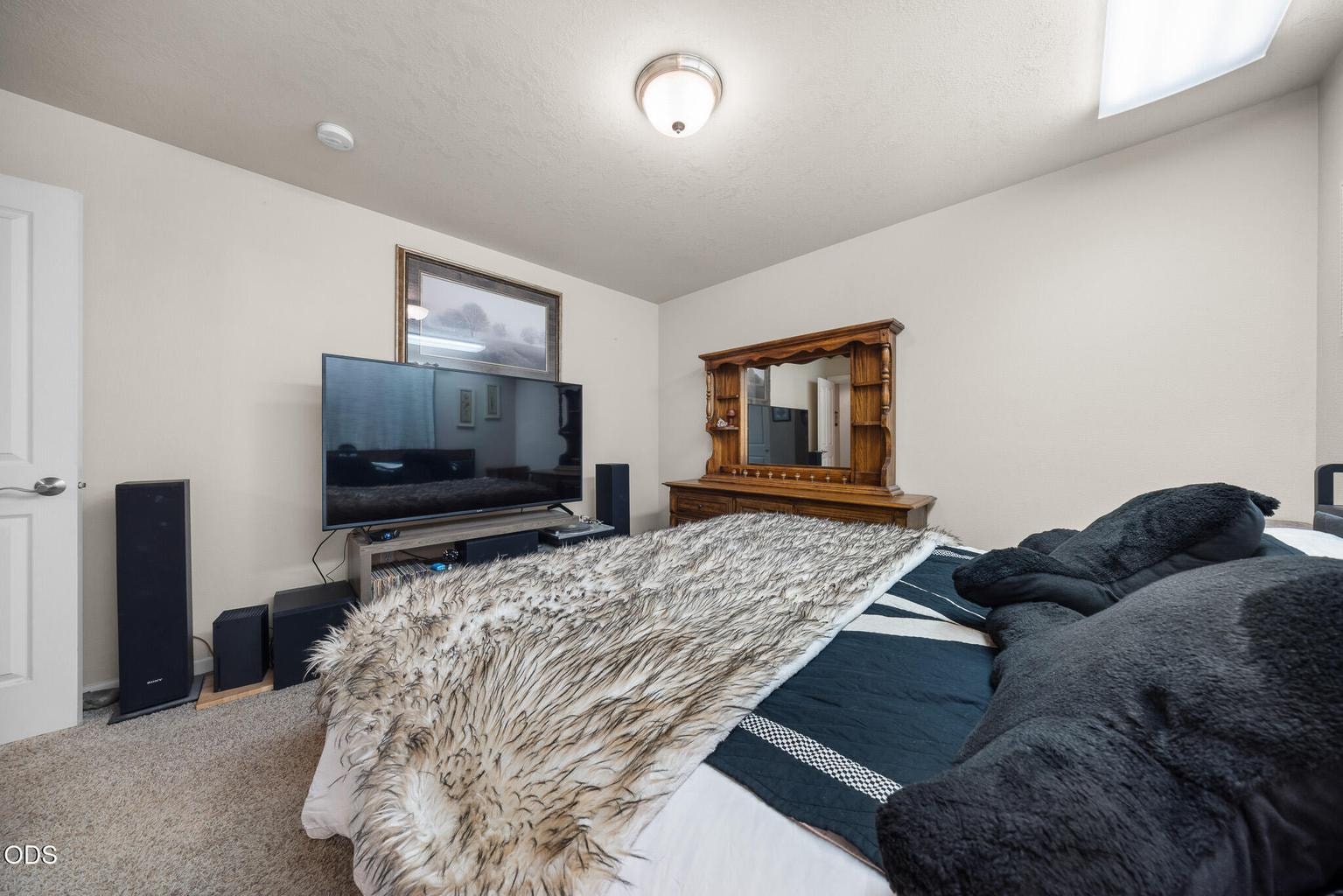 Photo of 2142 NW Nickernut Avenue 29 of 53