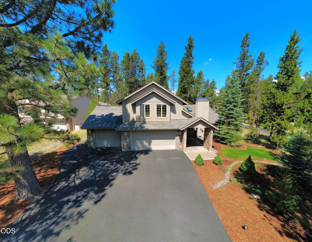 Photo of 58103 Kinglet Road 1 of 44