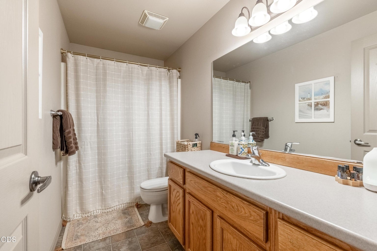 Upstairs bathroom