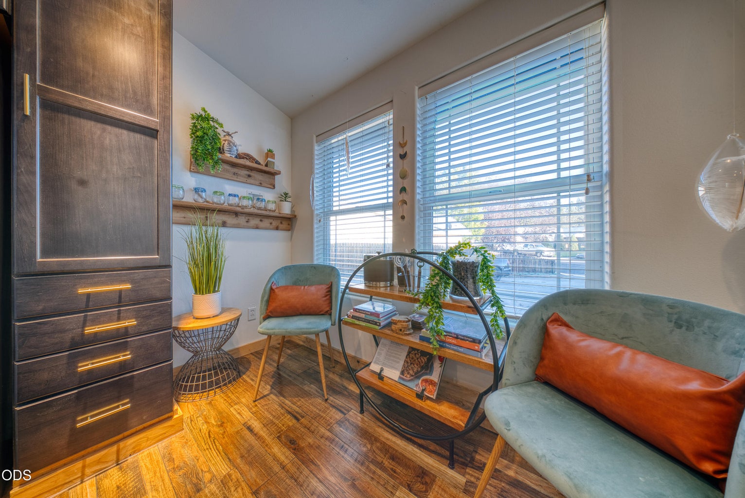 Seating area in Kitchen