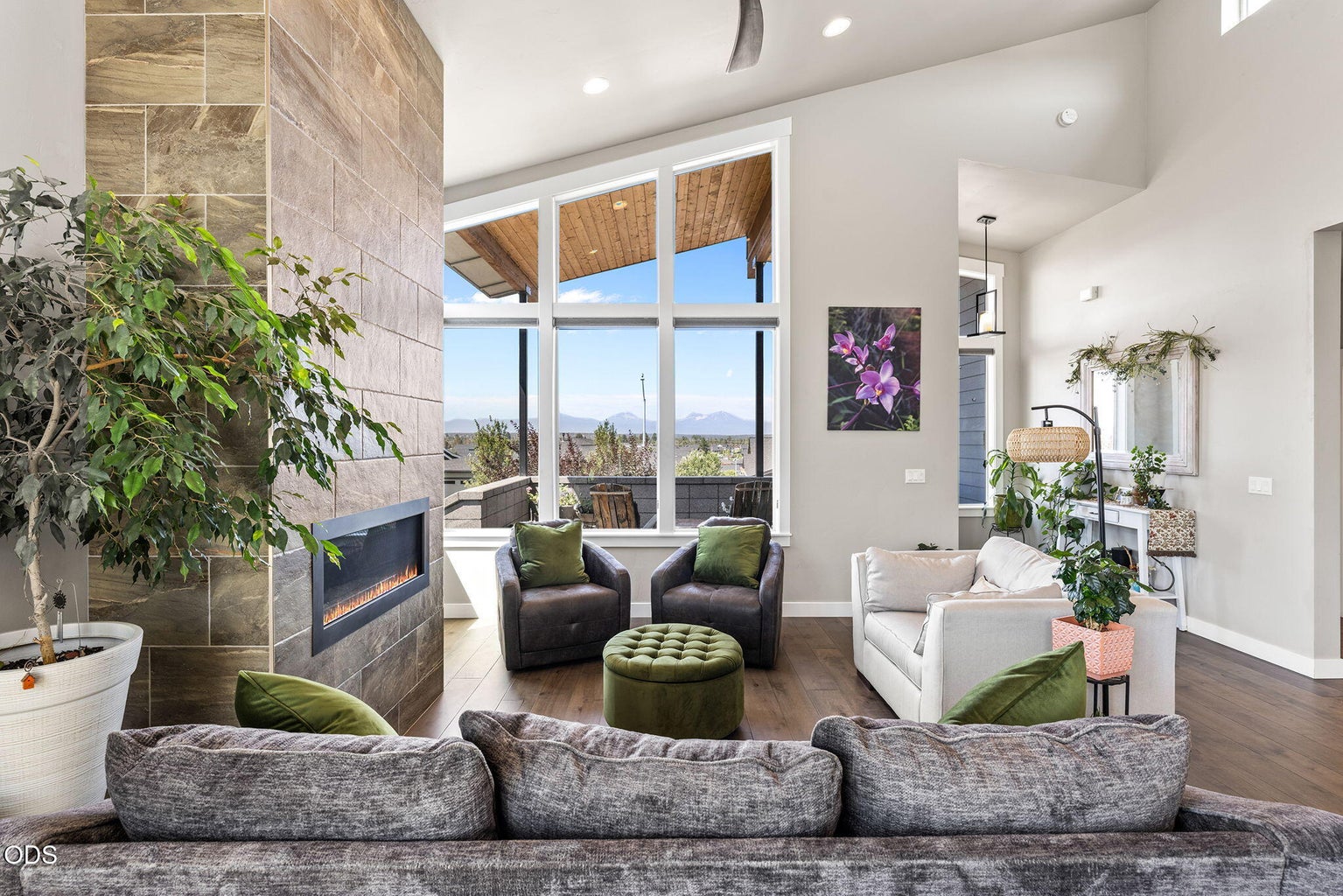Photo of 3480 SW 45th Street 21 of 52