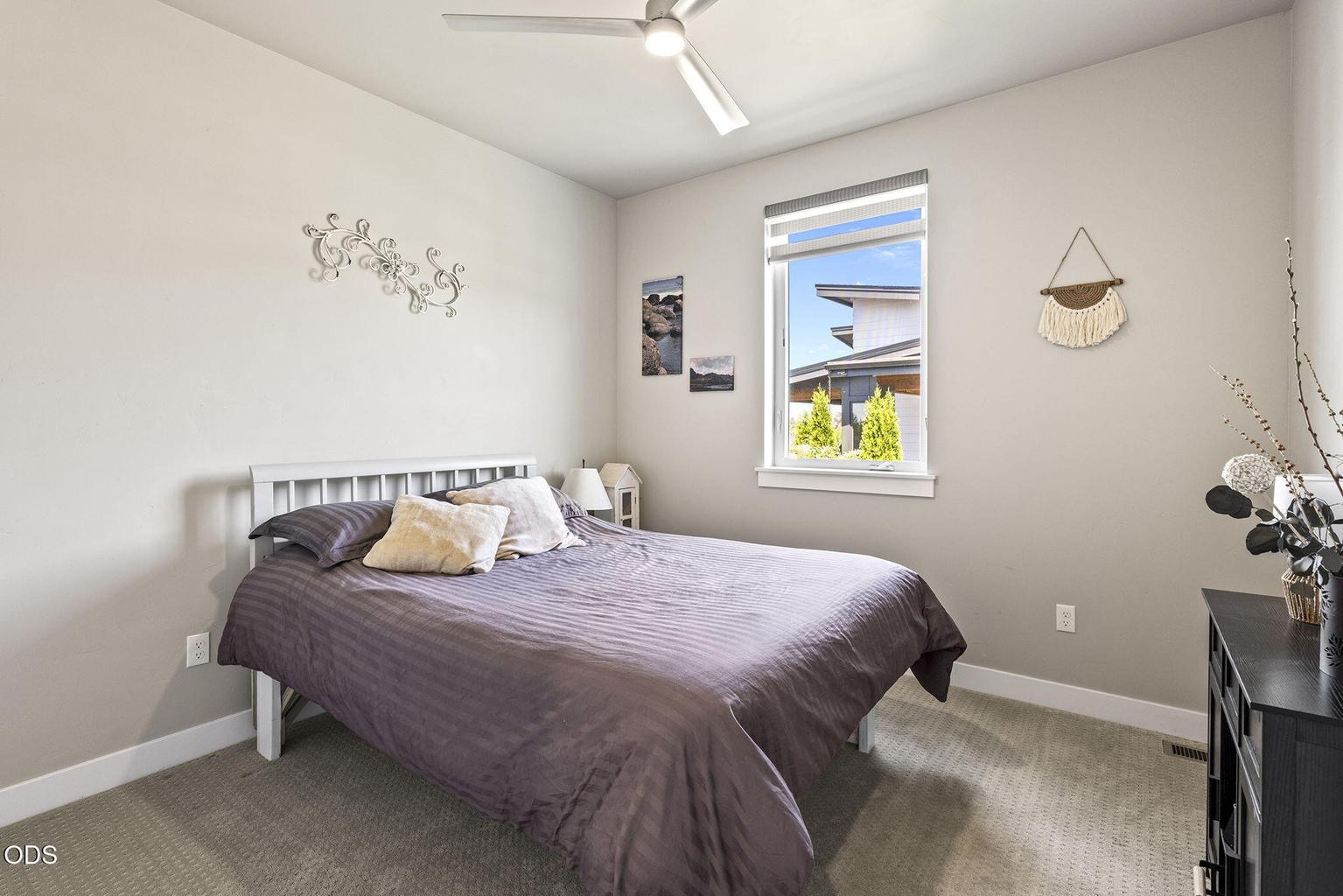 Photo of 3480 SW 45th Street 35 of 52