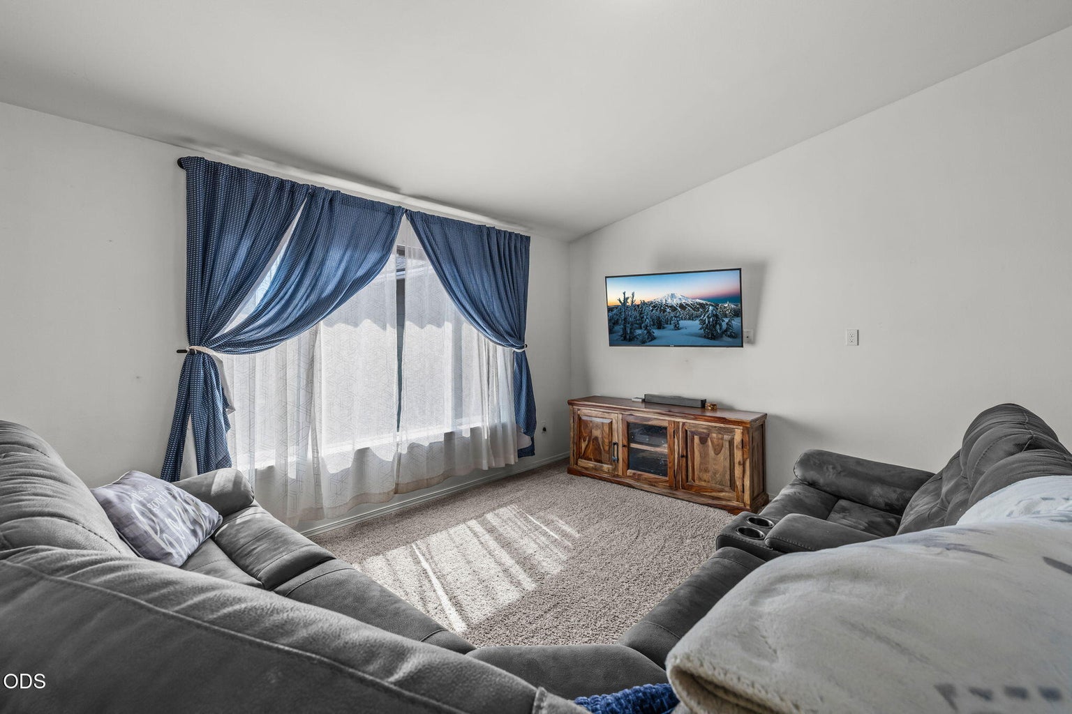 Photo of 6306 SW Ermine Road 5 of 58