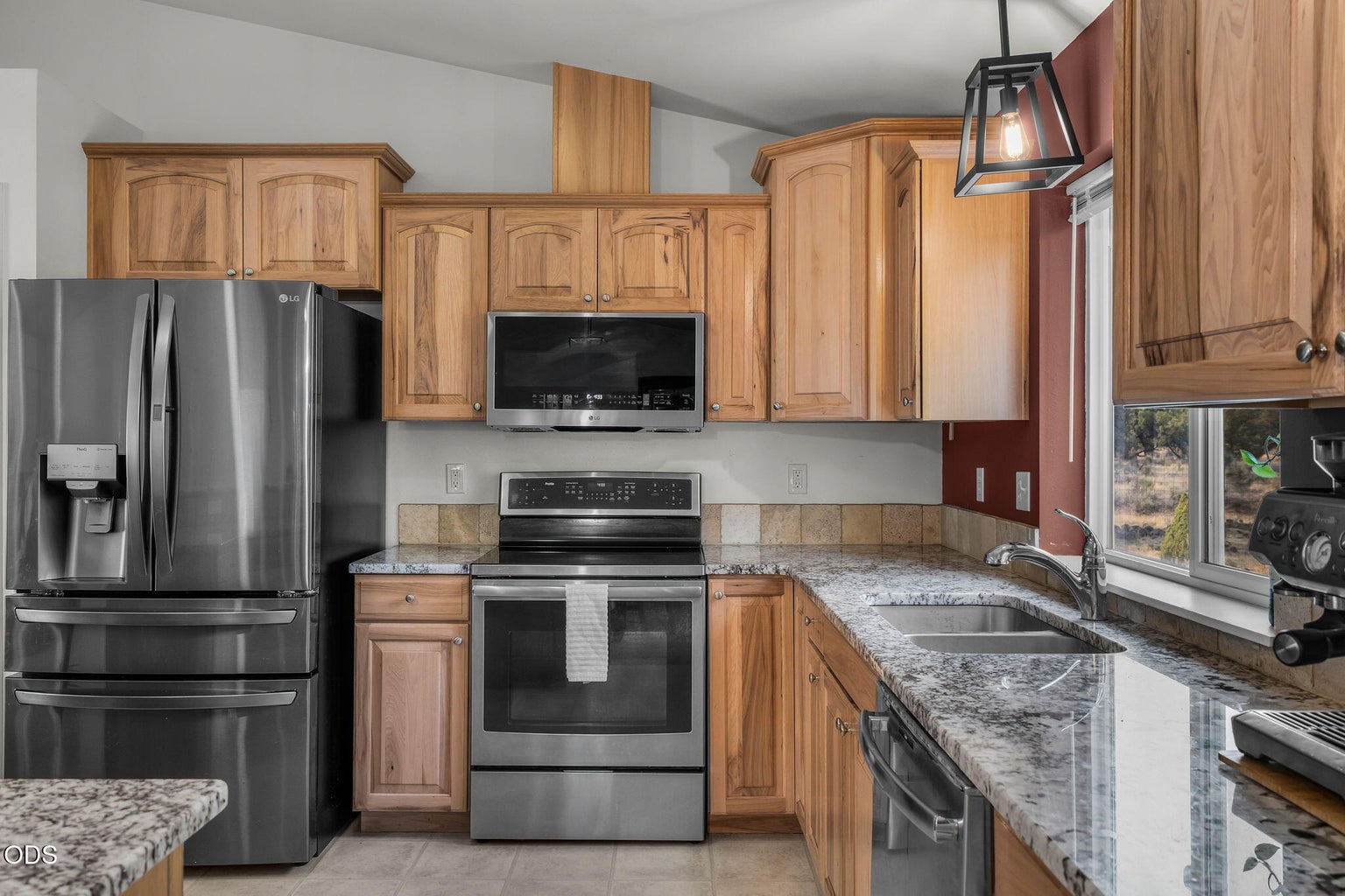 Photo of 6306 SW Ermine Road 9 of 58