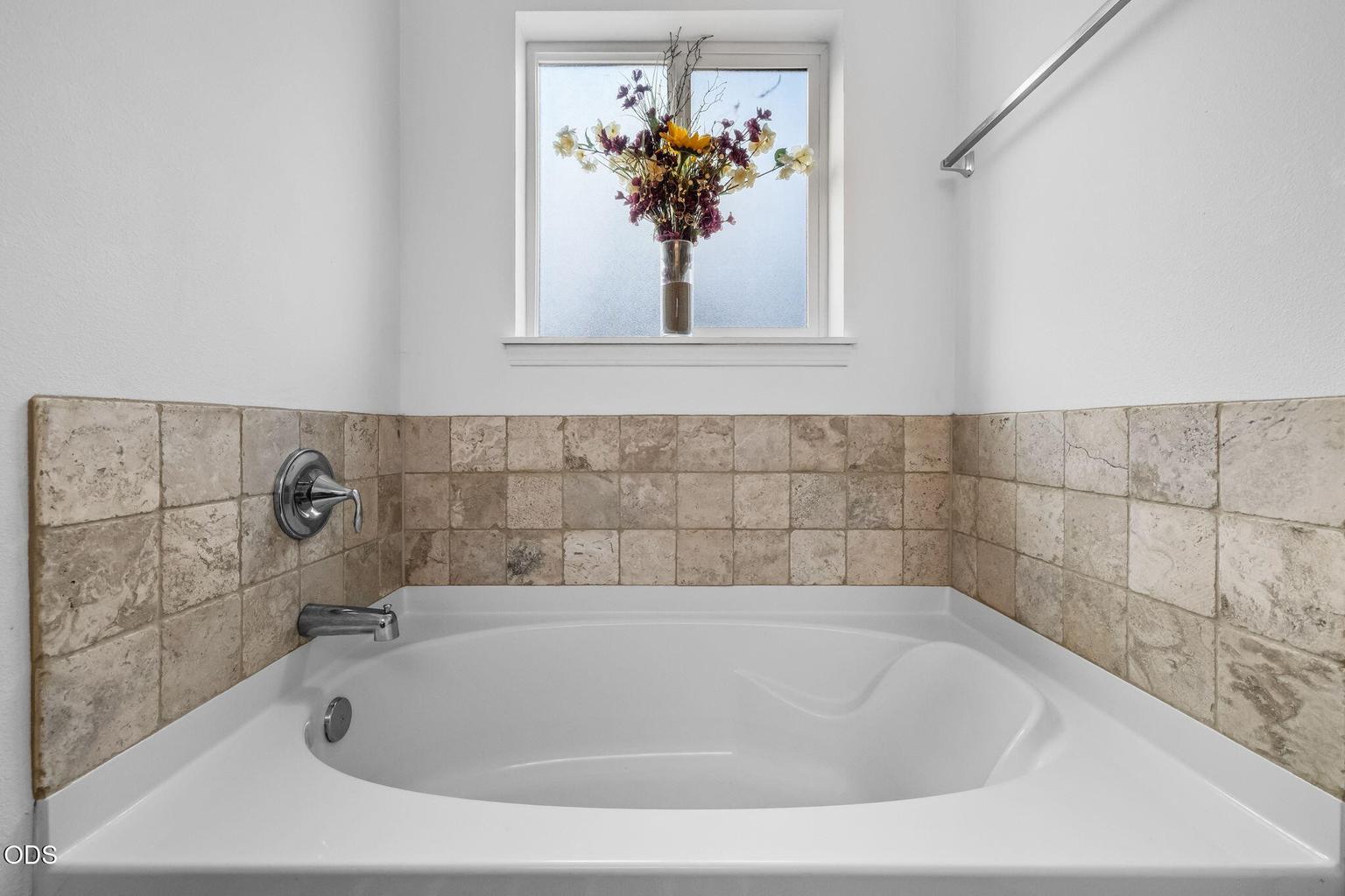 Photo of 6306 SW Ermine Road 15 of 58