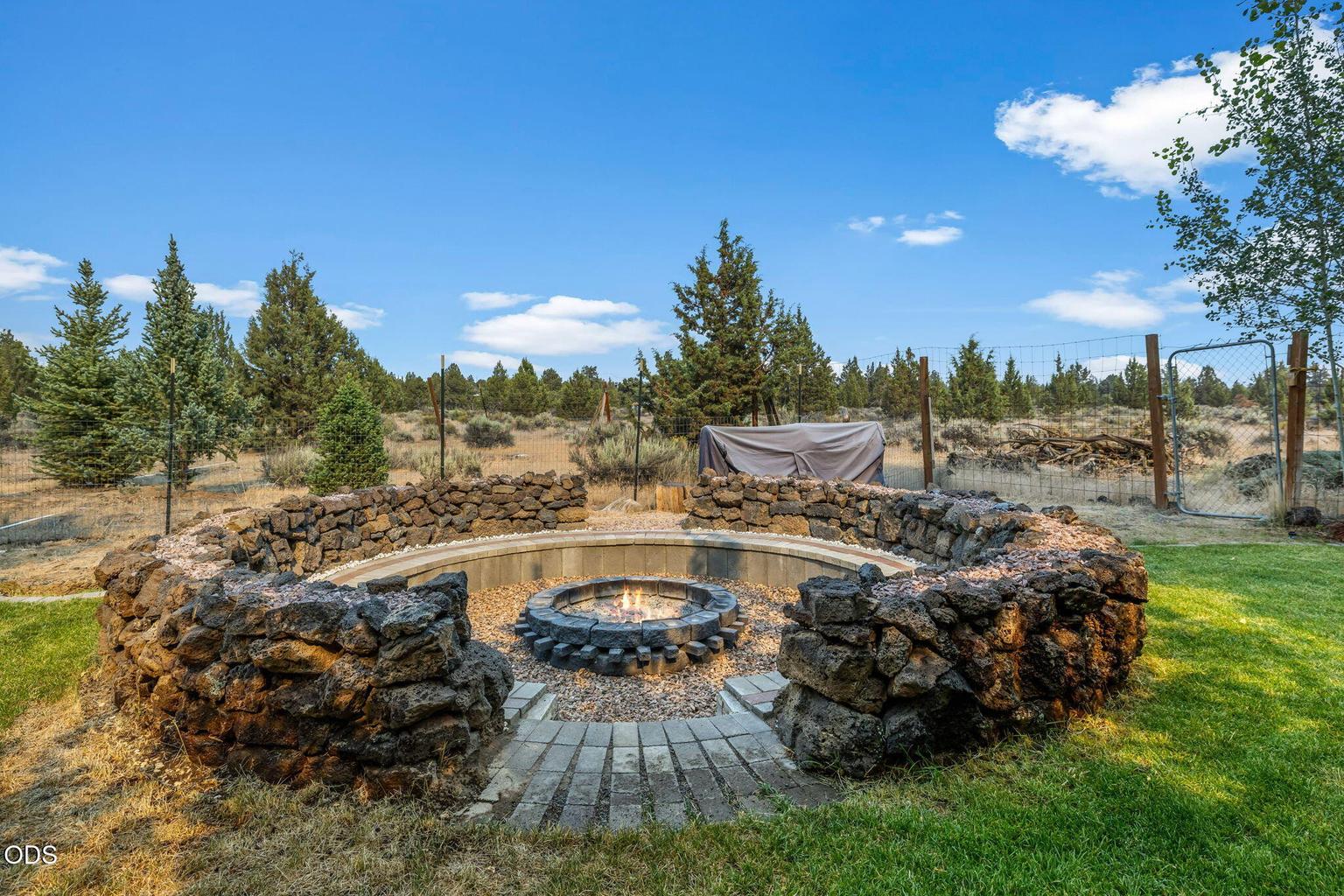 Photo of 6306 SW Ermine Road 32 of 58