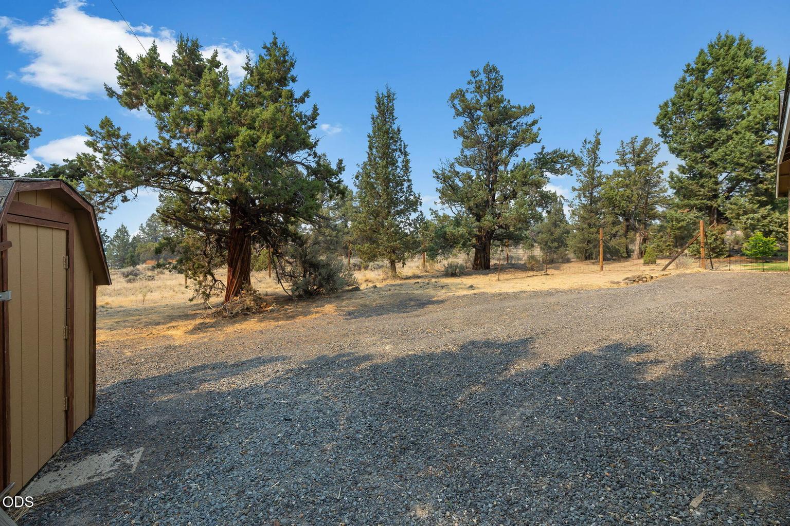 Photo of 6306 SW Ermine Road 37 of 58