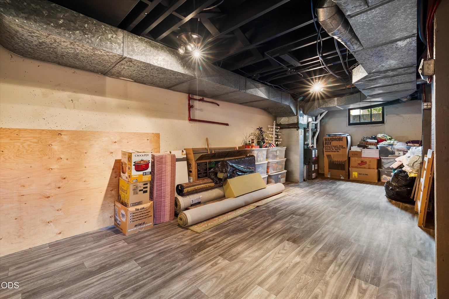 Photo of 840 E 1st Street 35 of 55