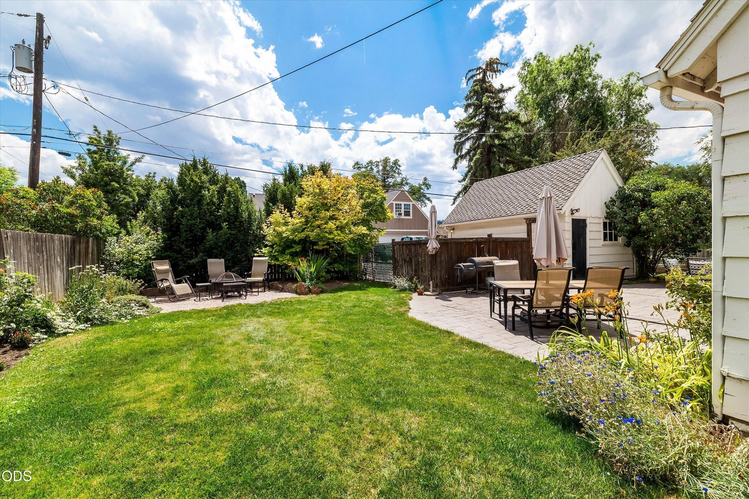 Photo of 840 E 1st Street 36 of 55