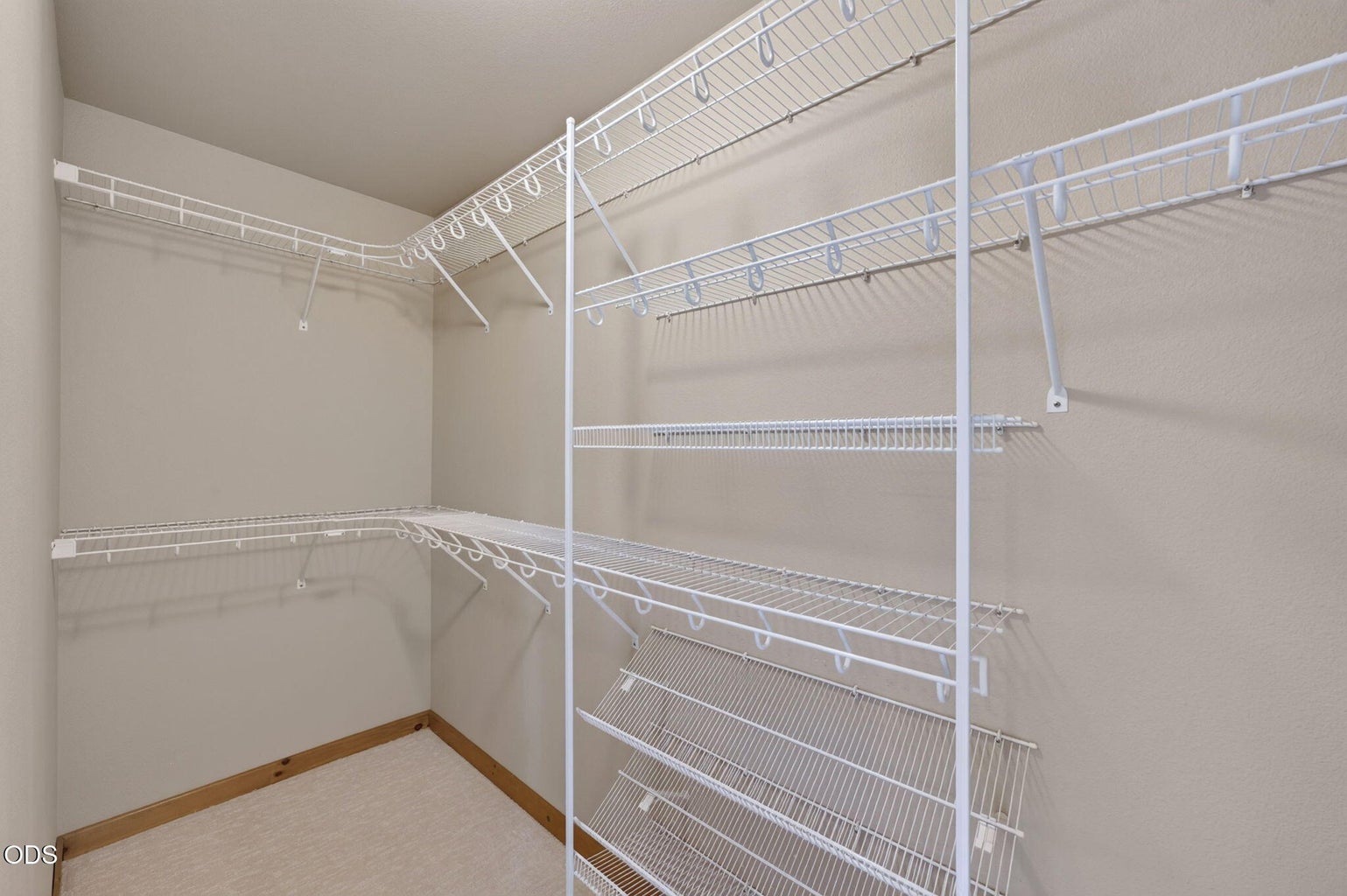 Photo of 2108 NW Sterling Avenue 18 of 45