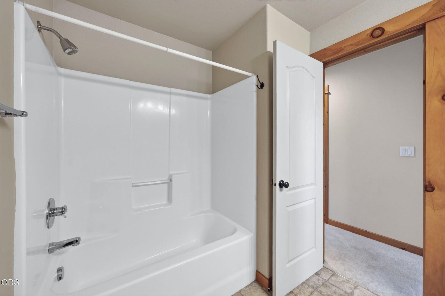 Photo of 2108 NW Sterling Avenue 22 of 45