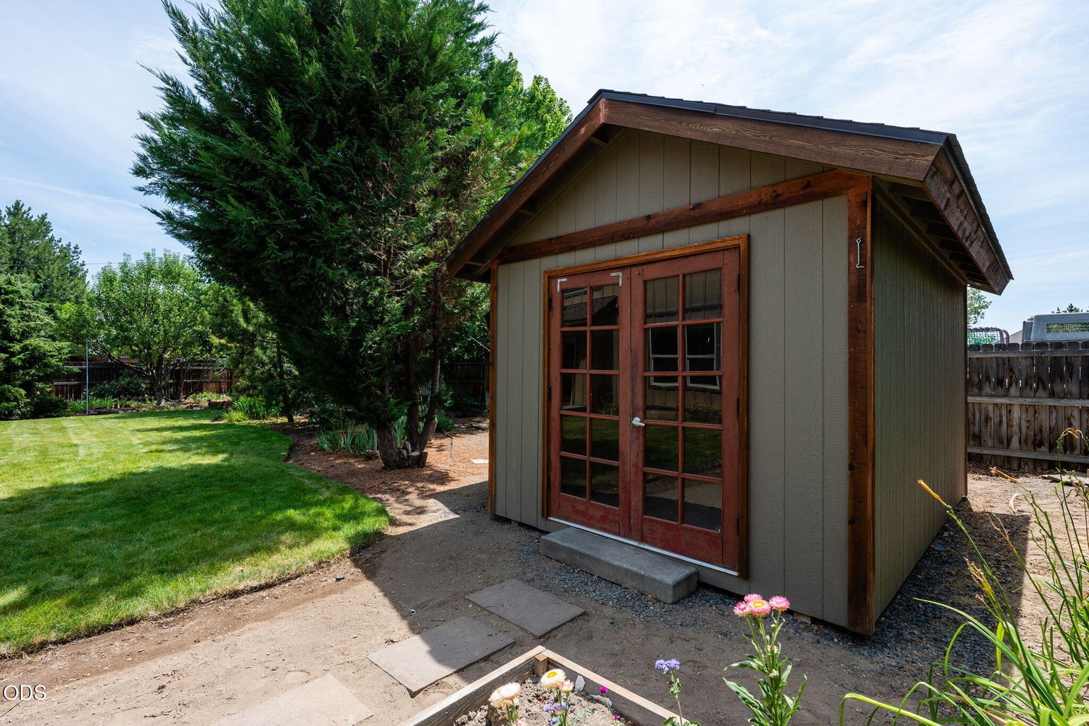 Photo of 2108 NW Sterling Avenue 34 of 45