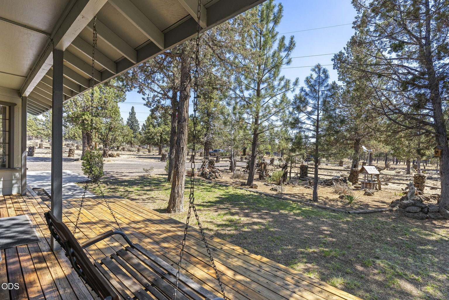 Front deck - covered
