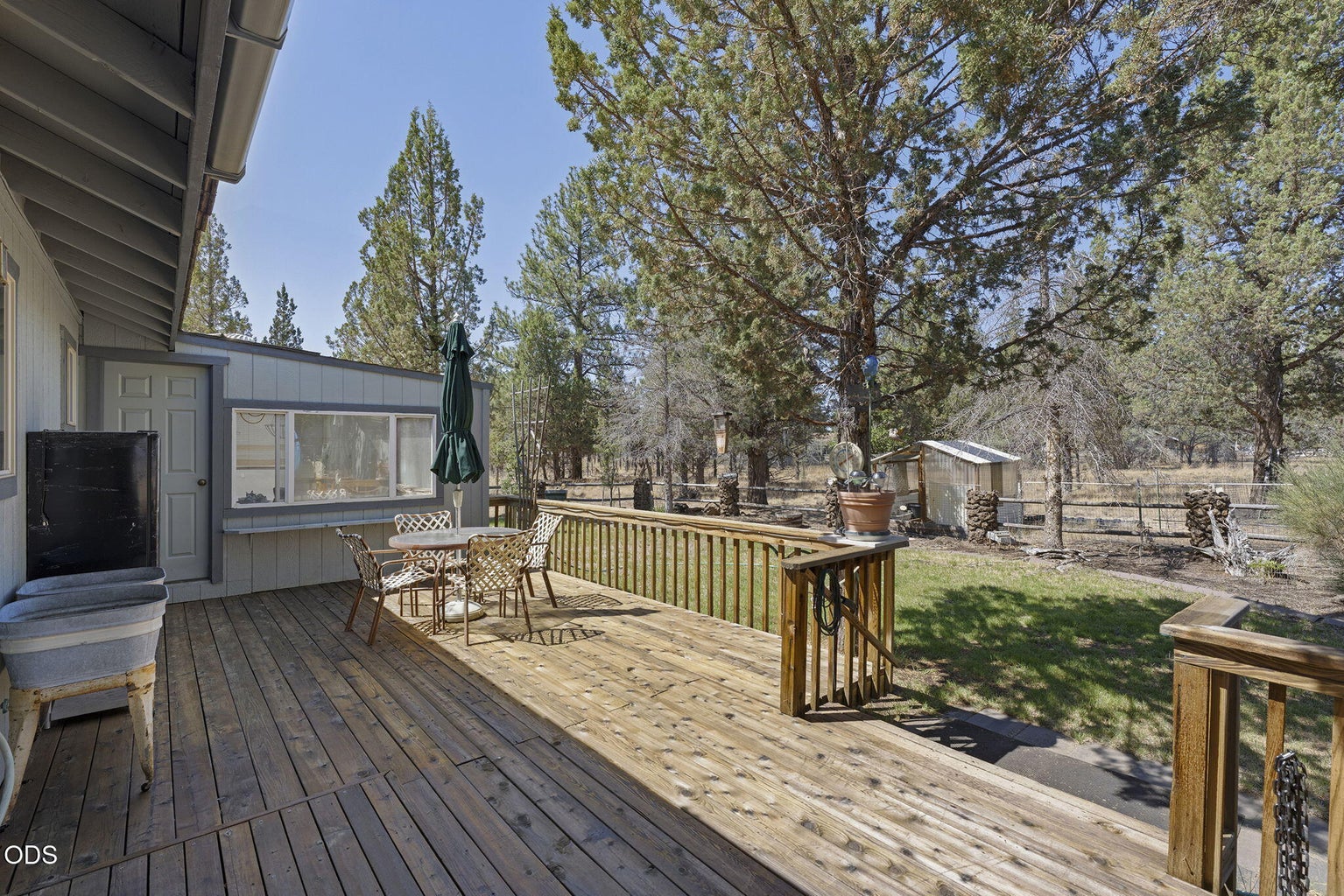 Photo of 16664 Pine Tree Lane 19 of 34