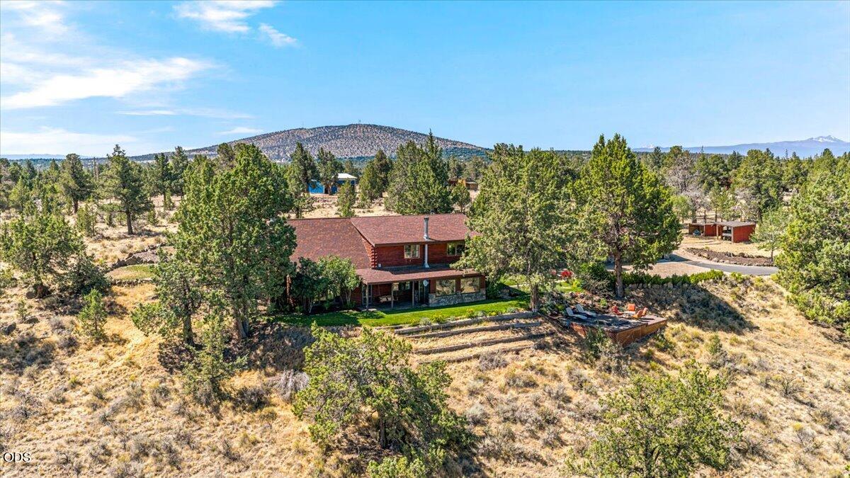 Photo of 9380 NW Poplar Court 3 of 67
