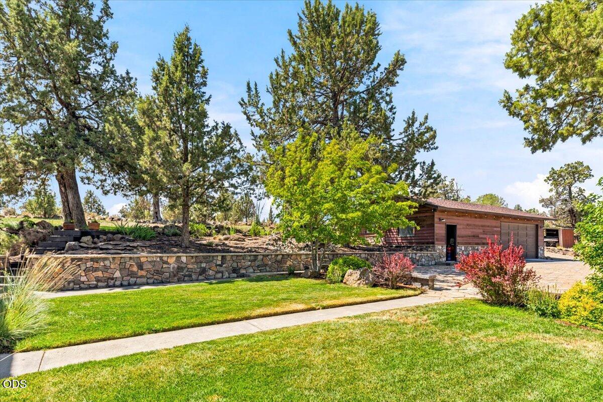 Photo of 9380 NW Poplar Court 12 of 67