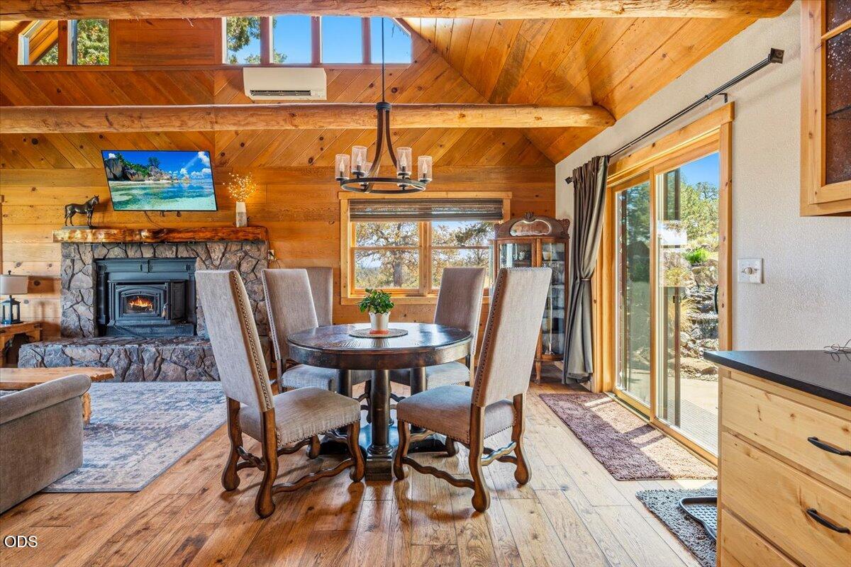 Photo of 9380 NW Poplar Court 19 of 67