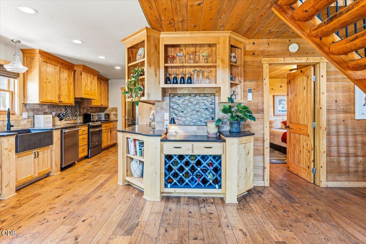 Photo of 9380 NW Poplar Court 22 of 67