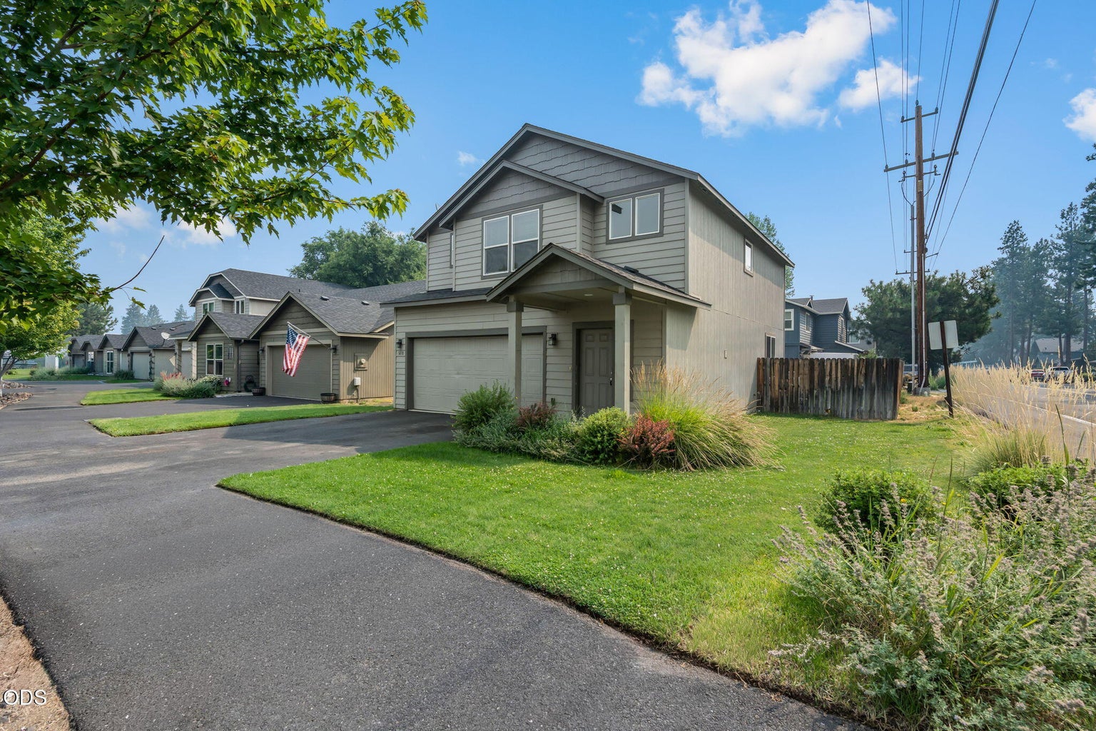 Photo of 118 N Cottage Lane 3 of 23