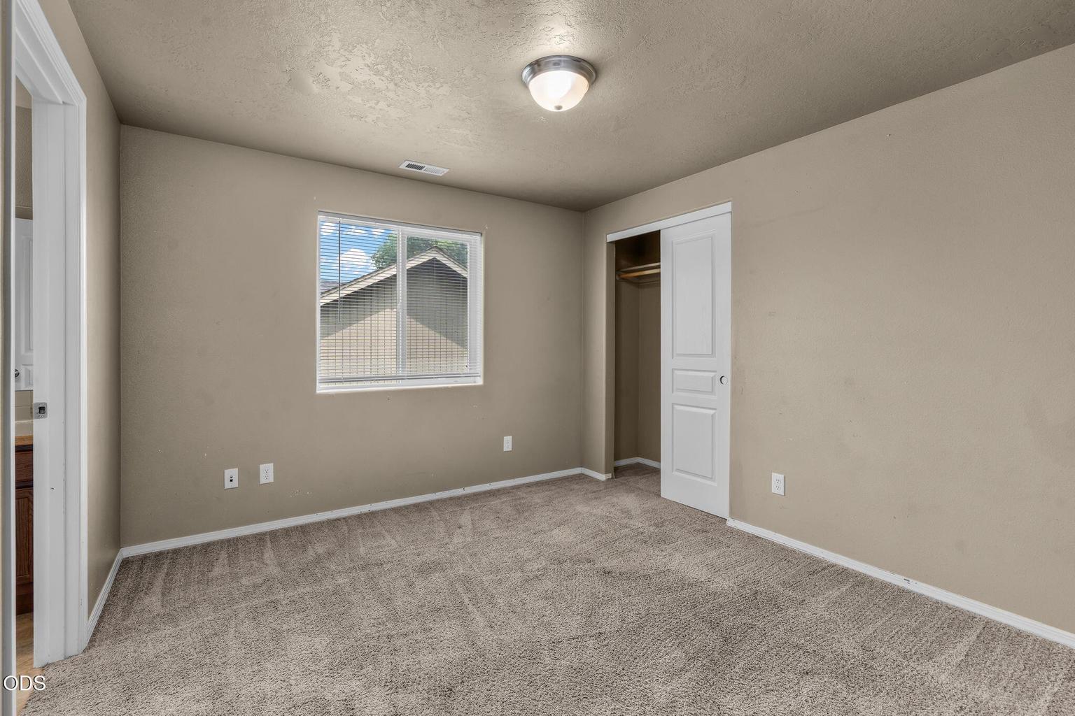 Photo of 118 N Cottage Lane 20 of 23