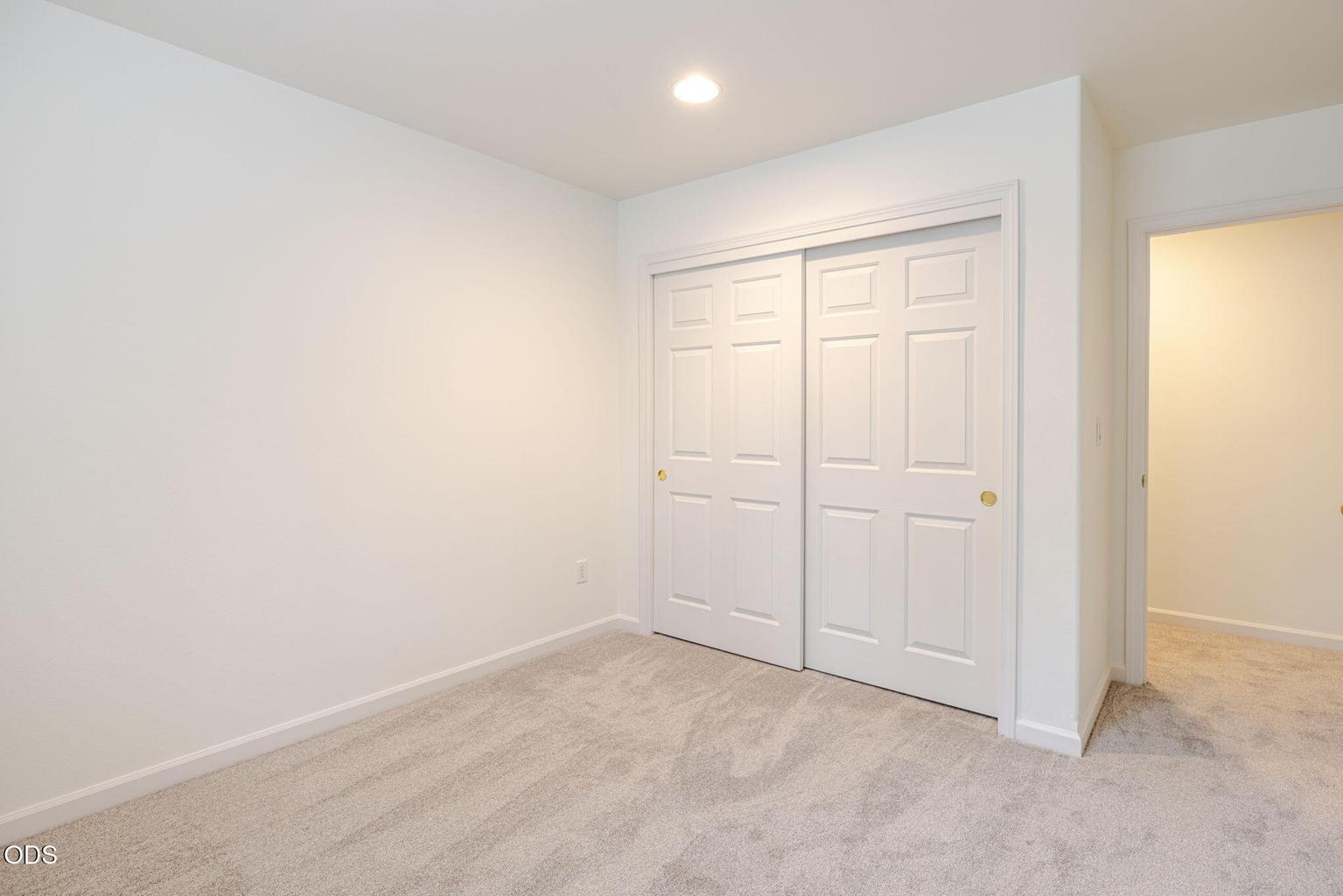 Photo of 2542 NE Keats Drive 17 of 25