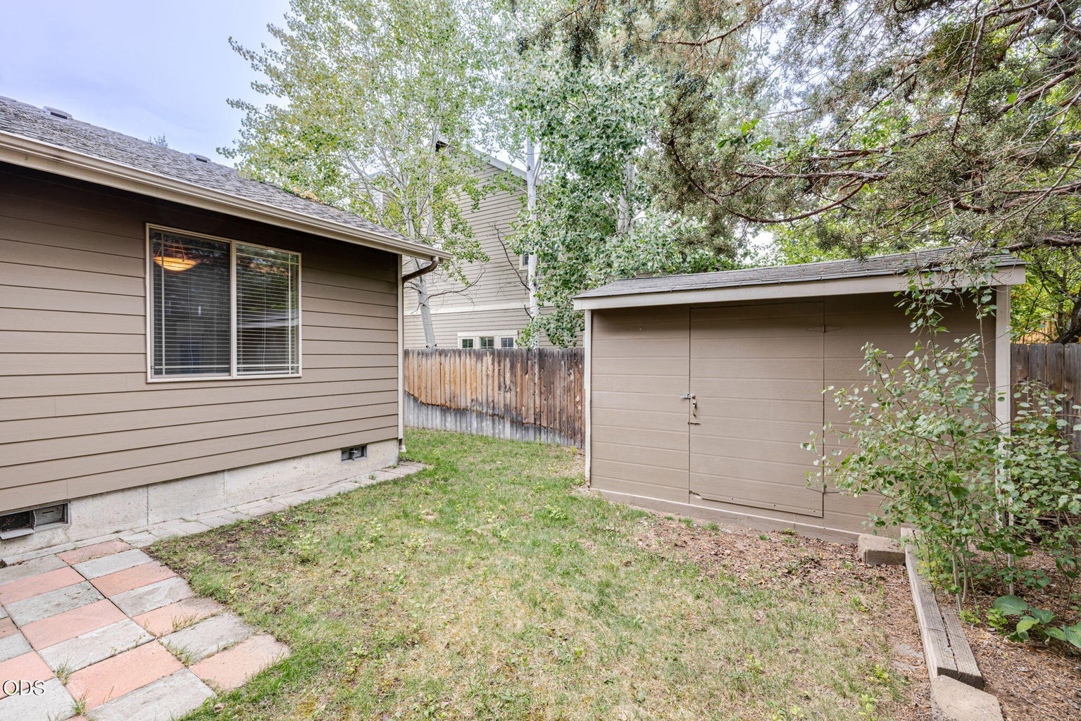 Photo of 2542 NE Keats Drive 21 of 25