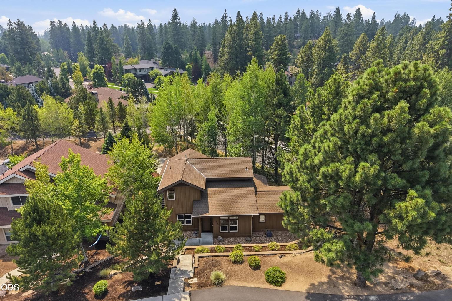Photo of 2737 NW Skyliners Road 35 of 36
