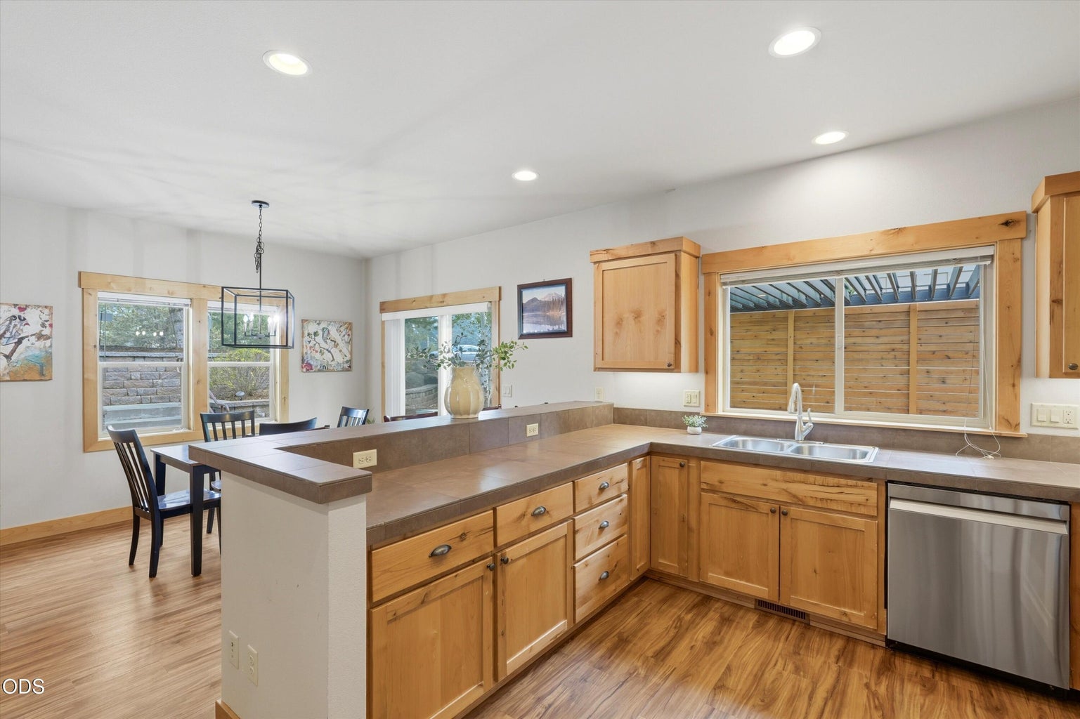 Photo of 2737 NW Skyliners Road 11 of 36