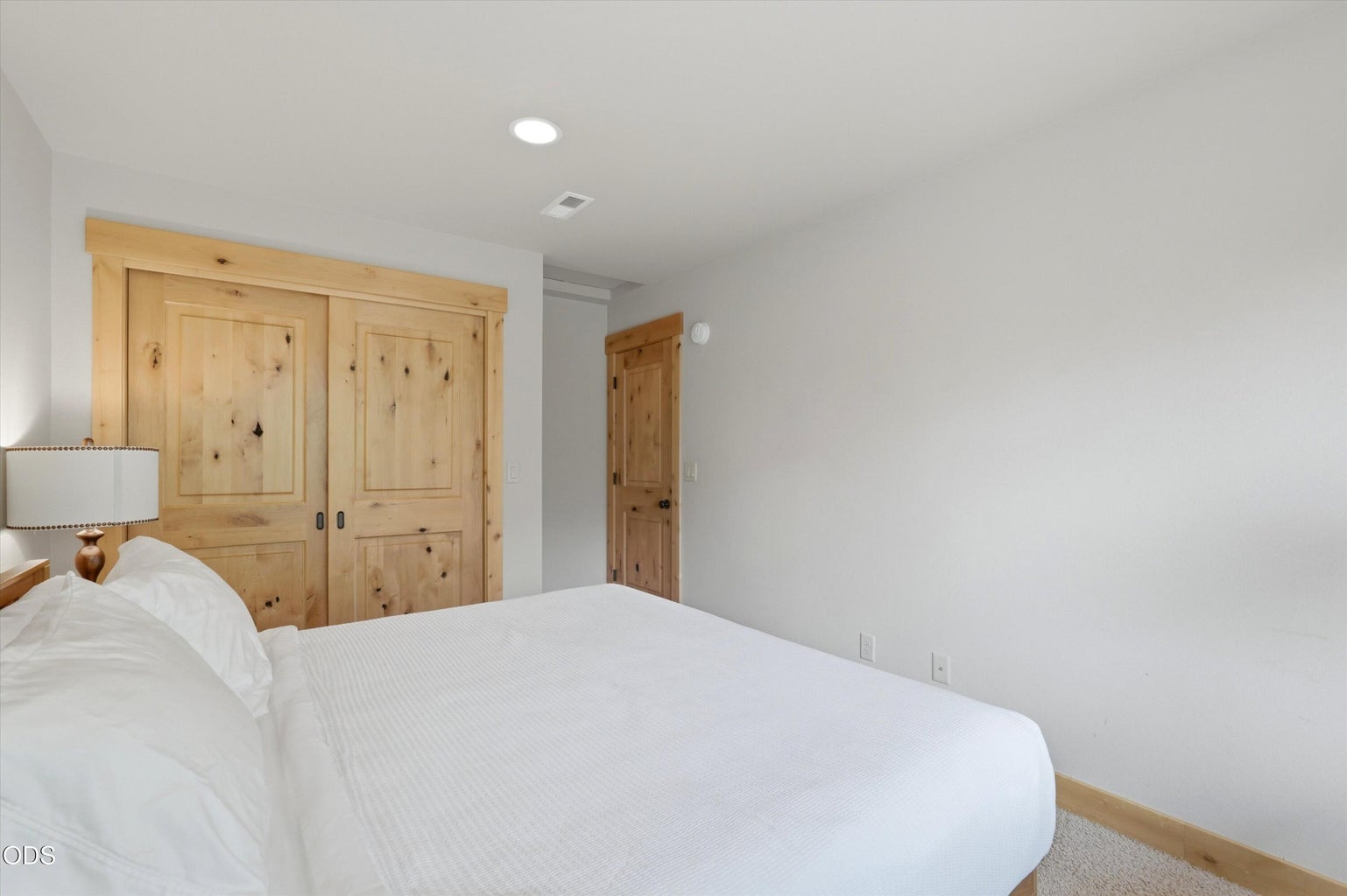 Photo of 2737 NW Skyliners Road 15 of 36