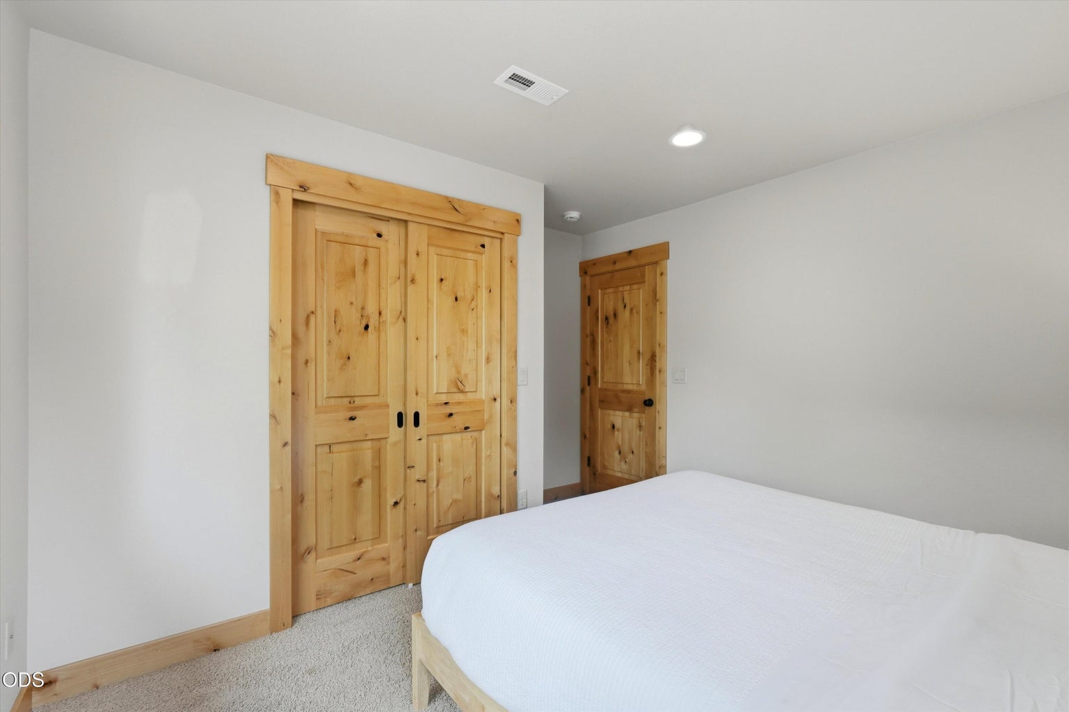 Photo of 2737 NW Skyliners Road 20 of 36
