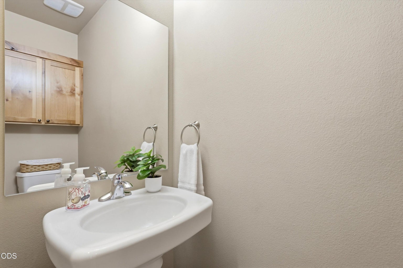 Photo of 2737 NW Skyliners Road 22 of 36