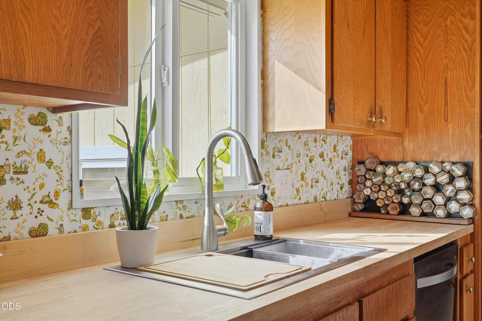 Photo of 4799 SW Williams Road 20 of 77