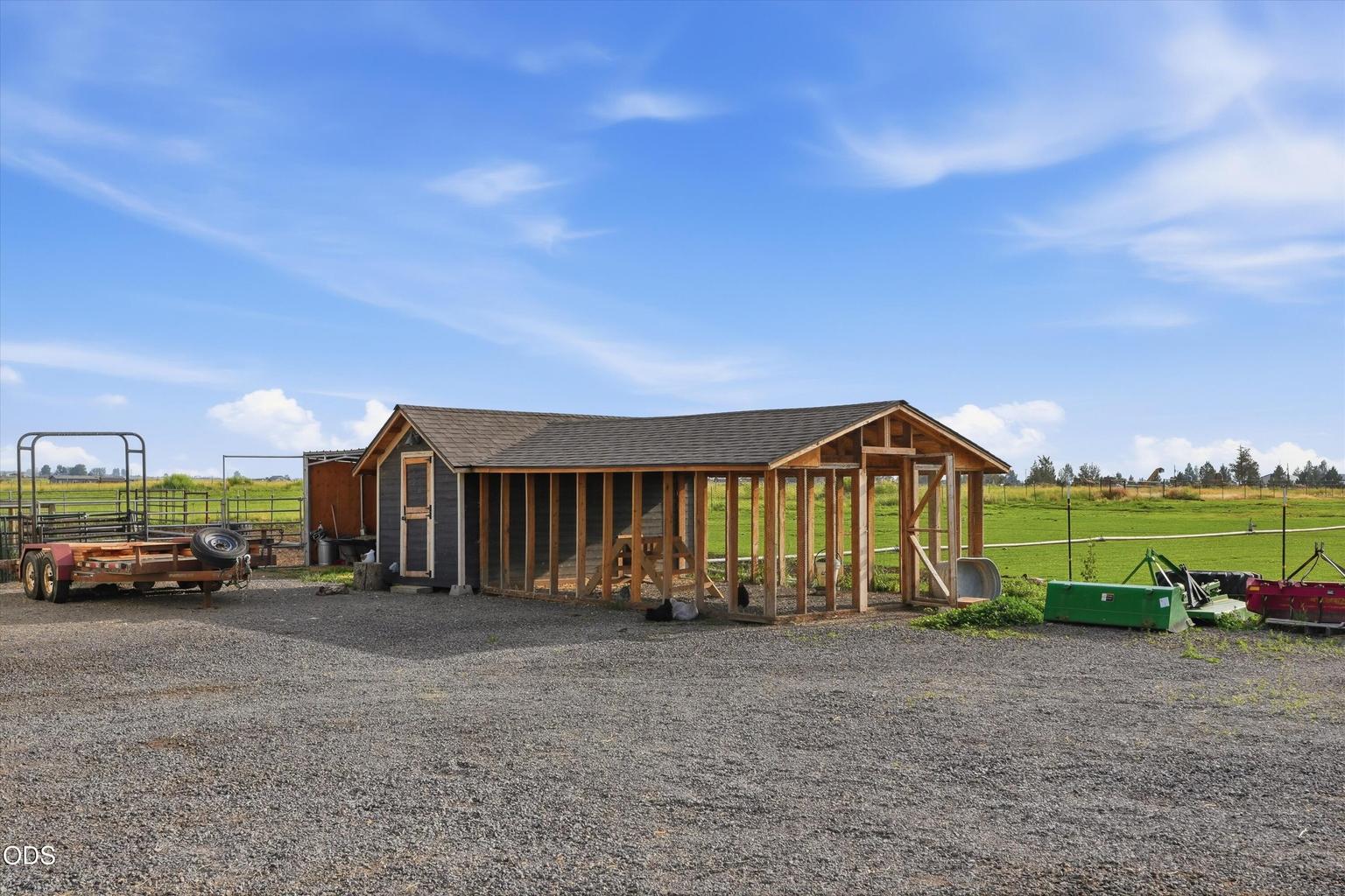 Photo of 4799 SW Williams Road 49 of 77
