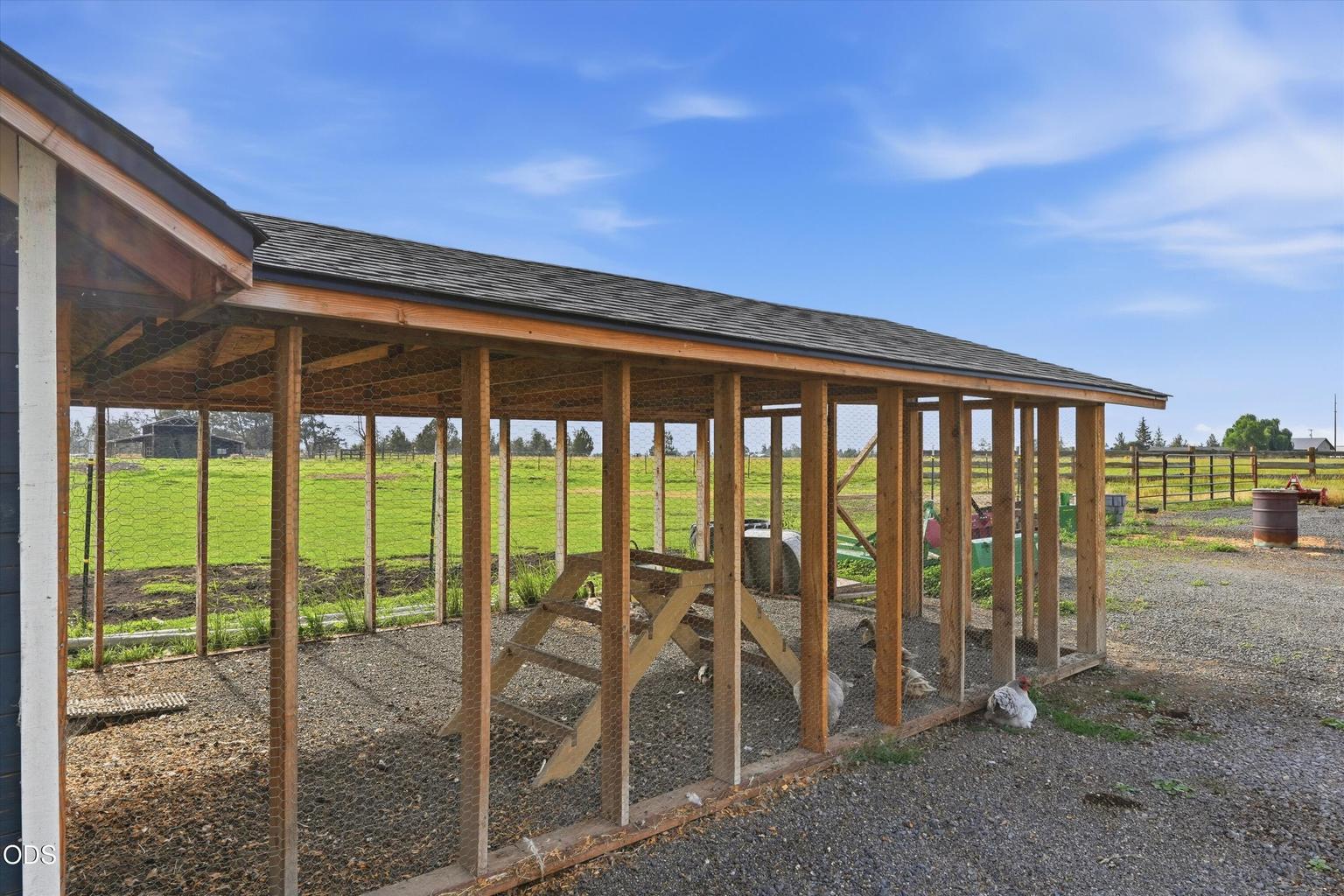 Photo of 4799 SW Williams Road 50 of 77