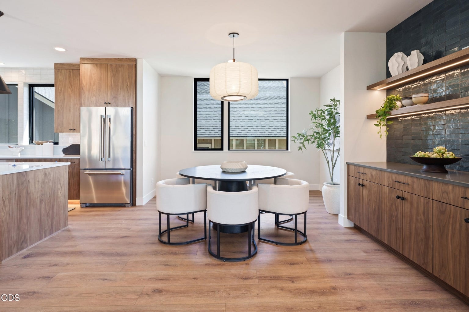 Photo of 3020 NW Polarstar Avenue 8 of 40