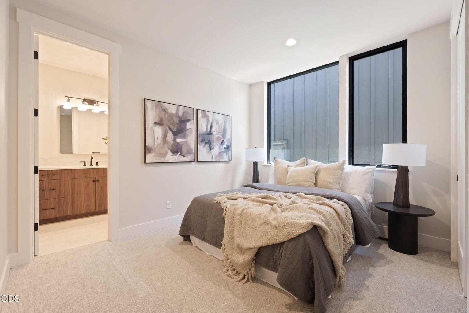 Photo of 3020 NW Polarstar Avenue 24 of 40
