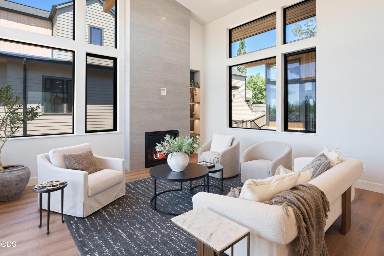 Photo of 3020 NW Polarstar Avenue 5 of 40