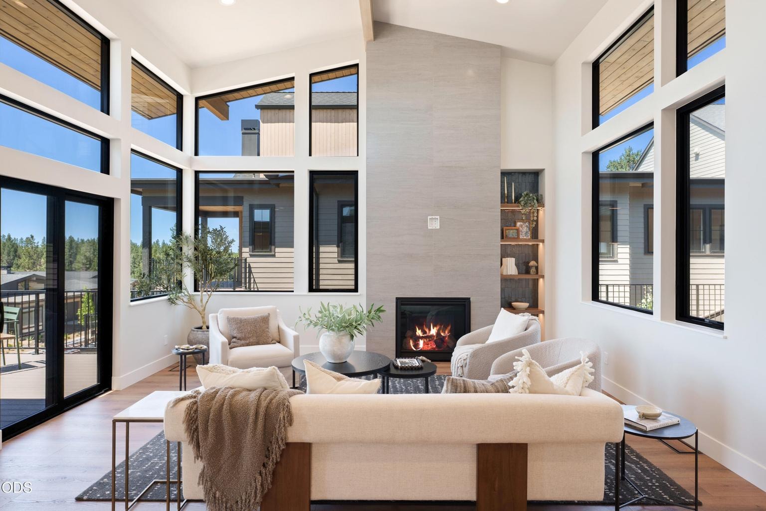 Photo of 3020 NW Polarstar Avenue 4 of 40