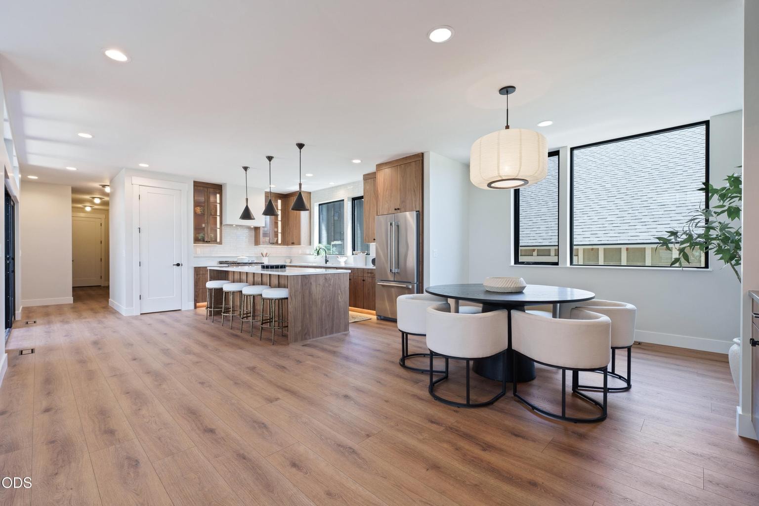 Photo of 3020 NW Polarstar Avenue 11 of 40