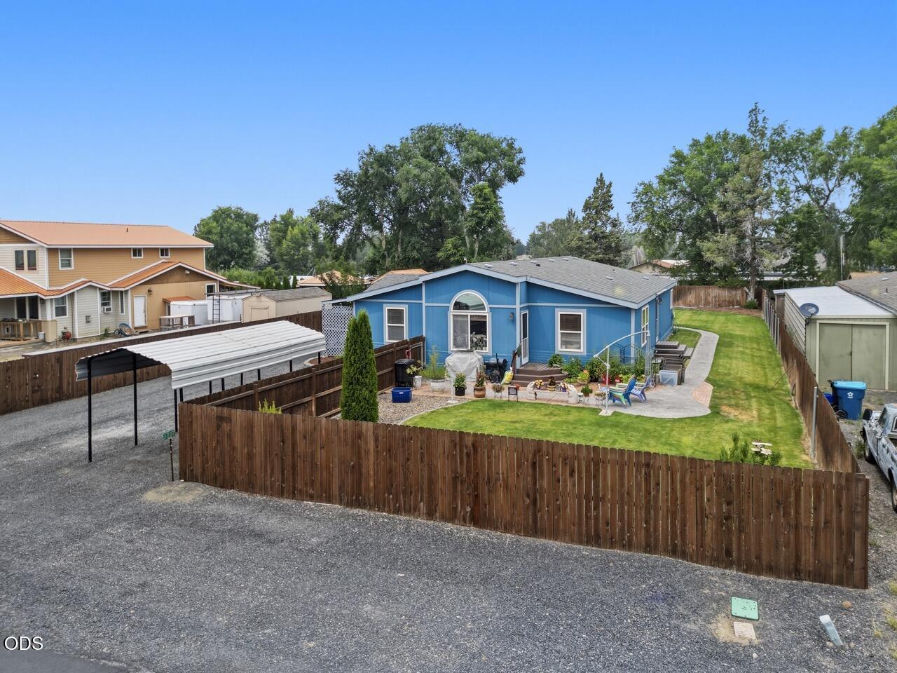 Photo of 3737 NW Oak Avenue 2 of 38