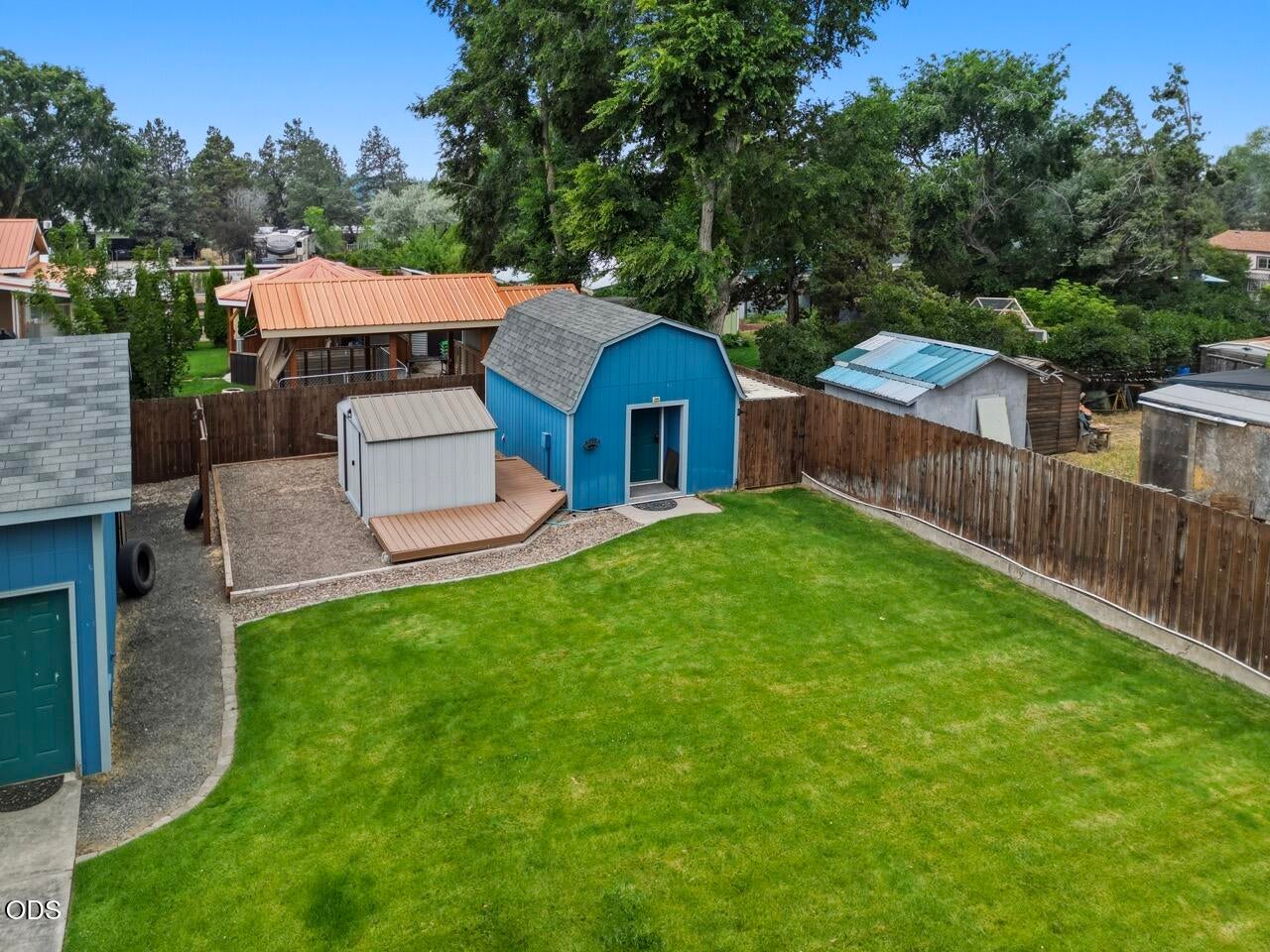Photo of 3737 NW Oak Avenue 31 of 38