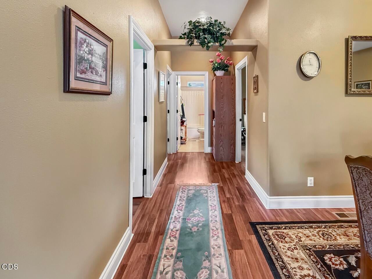 Photo of 3737 NW Oak Avenue 13 of 38
