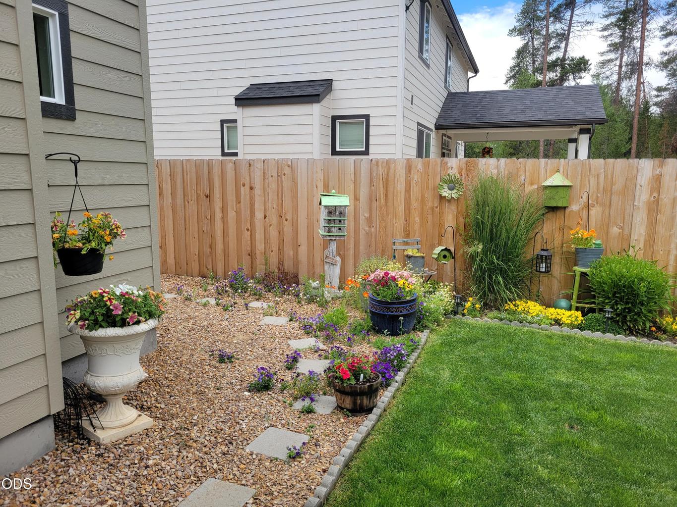 Photo of 16614 Landing Court 51 of 55