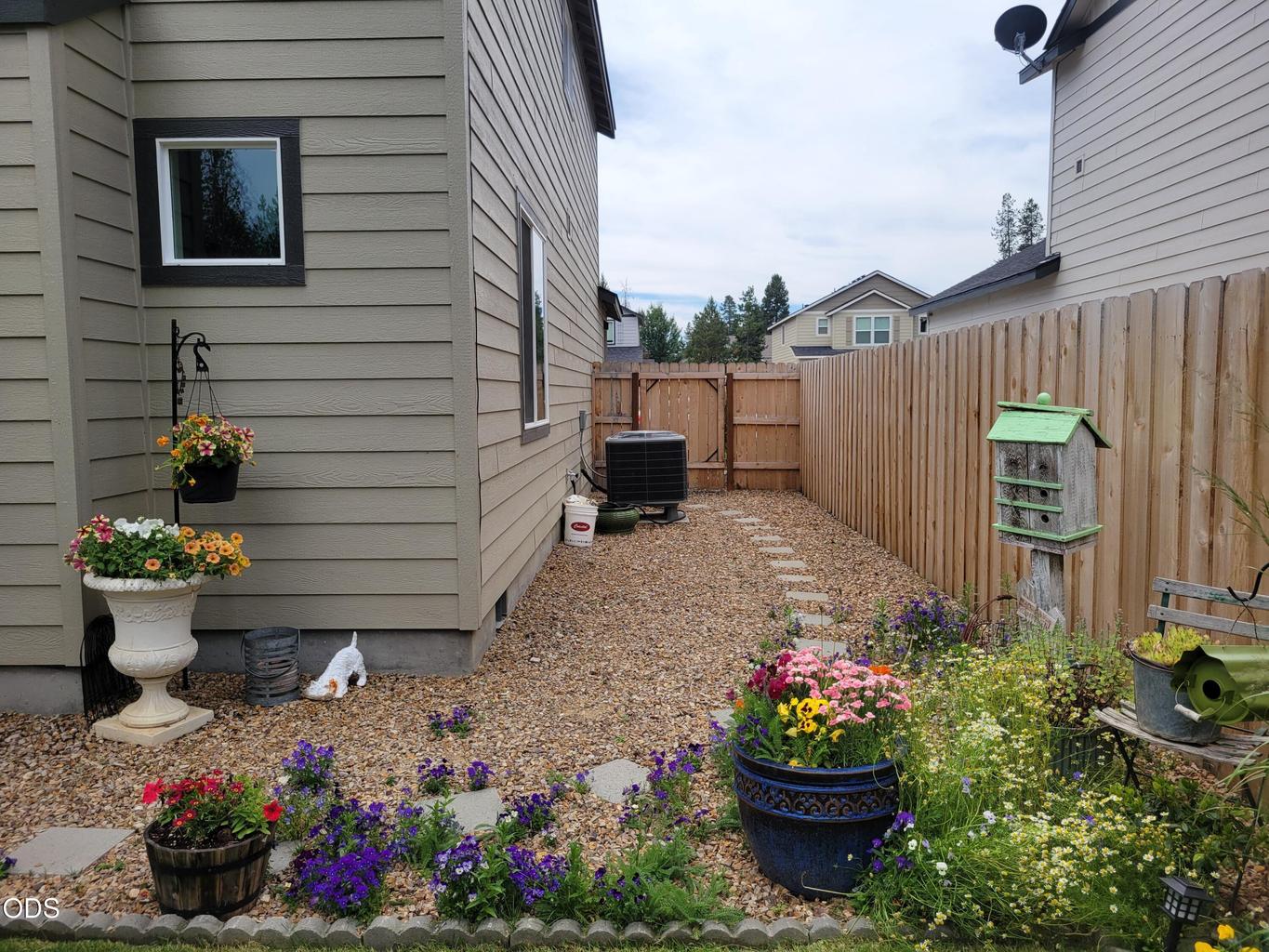 Photo of 16614 Landing Court 54 of 55